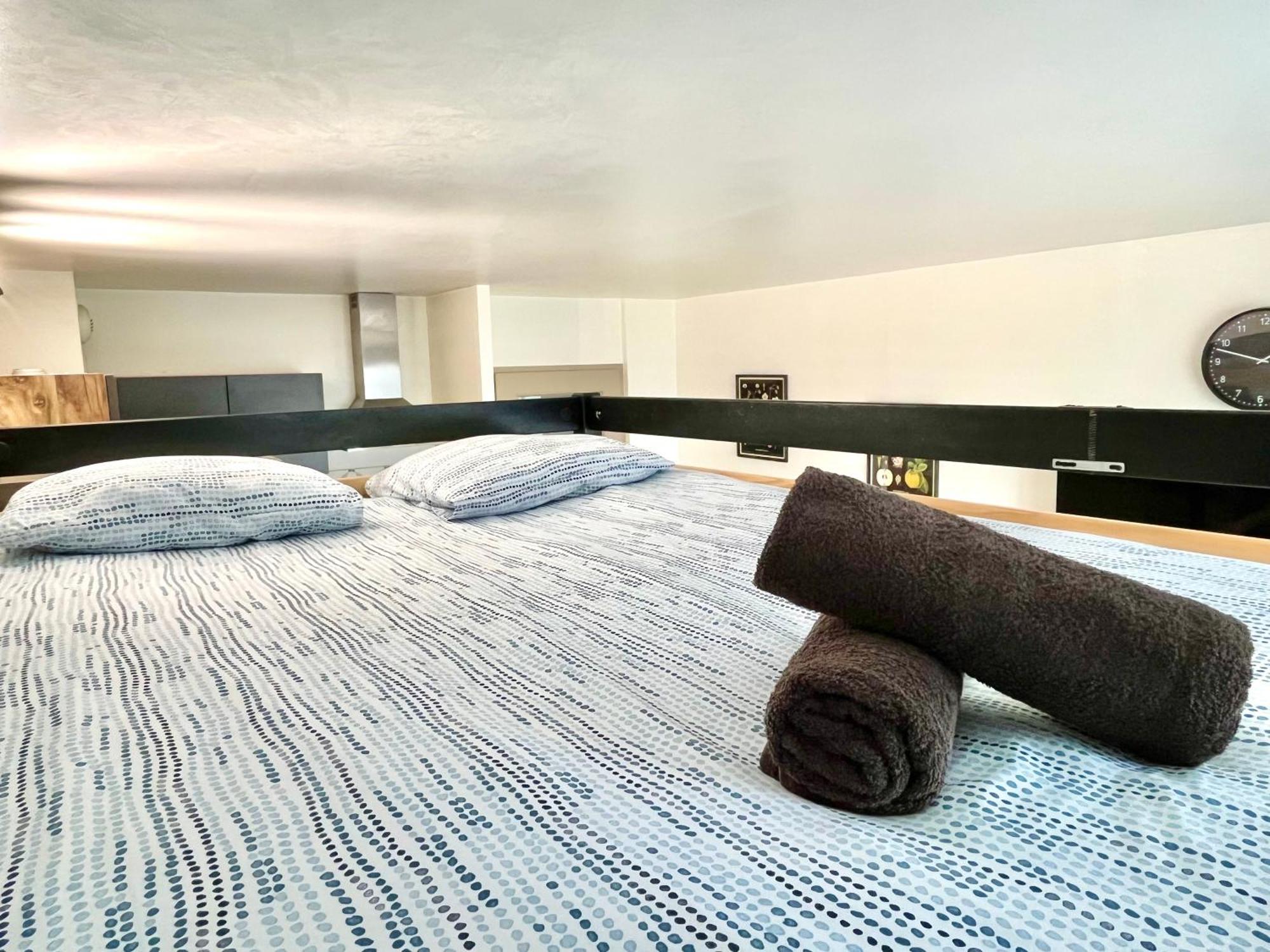 Logement Renove Proche Centre-Ville Lyon Villeurbanne Exteriér fotografie